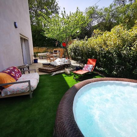 Cool Mediterranean Life 8 People Jacuzzi Barbecue Gametrampoline 2 Parking Βίλα Μπεζιέ Εξωτερικό φωτογραφία